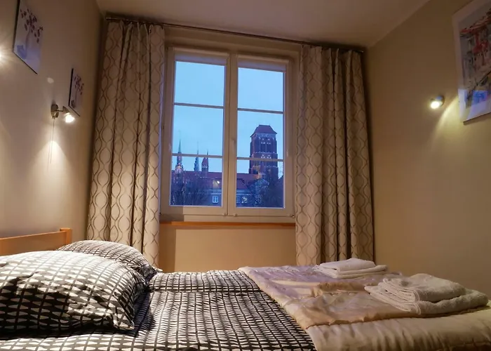 Debowa Grobla * 格但斯克